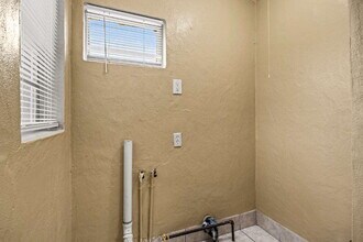 503 Verne St in San Antonio, TX - Building Photo - Building Photo