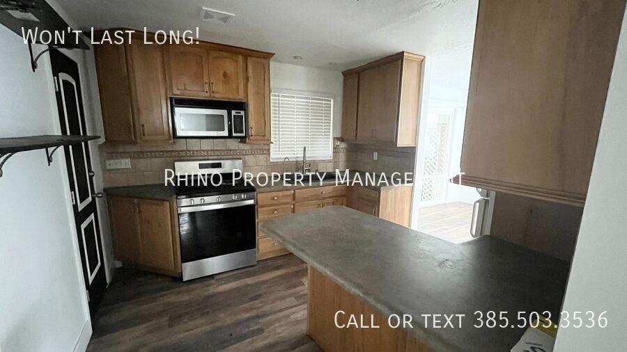 3407 S 8525 W in Magna, UT - Foto de edificio