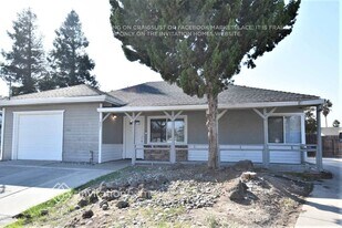 321 Brennan Ct in Antioch, CA - Building Photo
