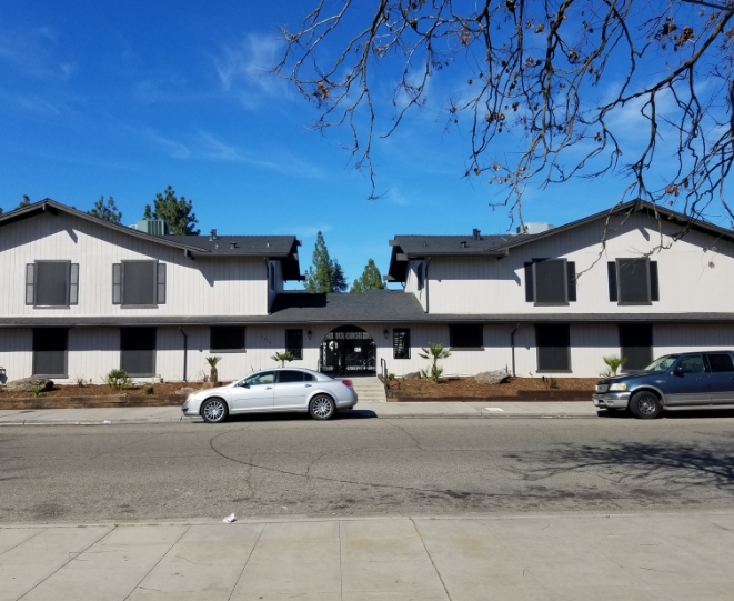 Chalmette Garden in Fresno, CA - Building Photo