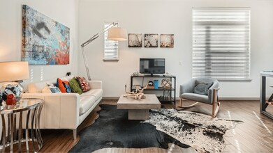Block 32 at RiNo in Denver, CO - Foto de edificio - Building Photo