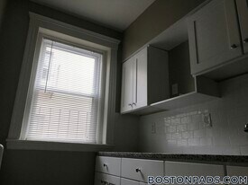 49 Worthington St, Unit 34 in Boston, MA - Building Photo