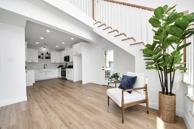 property at 300 Narcissus Rd