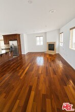 1146 Hacienda Pl in West Hollywood, CA - Building Photo - Building Photo