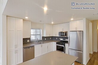 152 Shipyard Dr in Hingham, MA - Building Photo - Building Photo