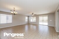 1097 W Desert Hills Dr photo'