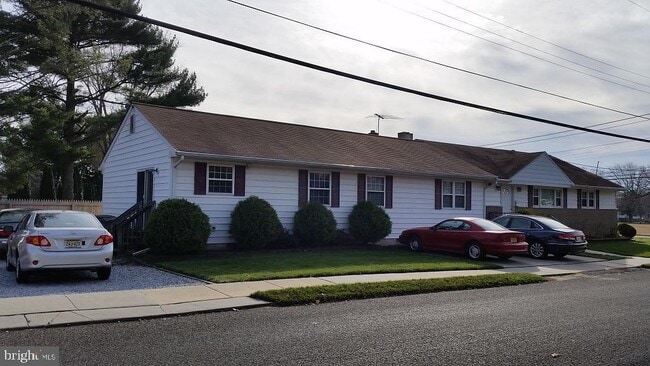 property at 123 Harvard Rd