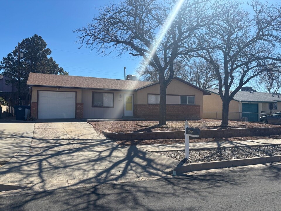 13412 Turquoise Ave NE in Albuquerque, NM - Building Photo