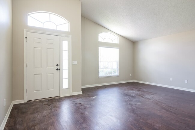 4240 Forest Island Dr in Orlando, FL - Building Photo - Building Photo