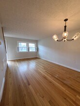 220 S Virginia Ave in Falls Church, VA - Building Photo - Building Photo