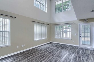 3212 Two Sisters Wy in Pensacola, FL - Building Photo - Building Photo