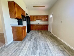 508 Country Club Dr in New Albany, IN - Building Photo - Building Photo