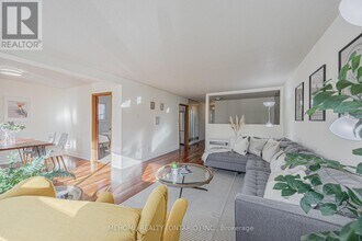 55 Angus Dr in Toronto, ON - Building Photo - Building Photo
