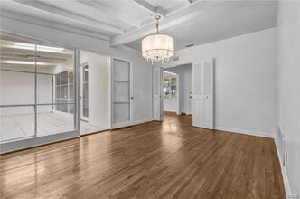 2976 Lombardy Rd in Pasadena, CA - Building Photo - Building Photo