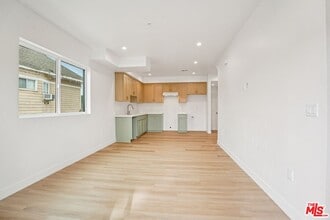 1185 Leighton Ave in Los Angeles, CA - Building Photo - Building Photo