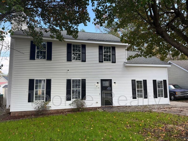 103 Sara Dr in Nashville, NC - Building Photo