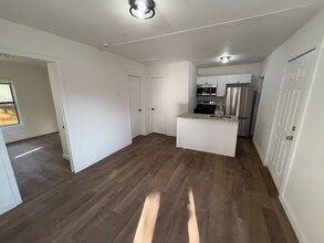 610 SE 13th Terrace in Gainesville, FL - Foto de edificio - Building Photo