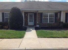 2932 WaterStone Loop in High Point, NC - Building Photo