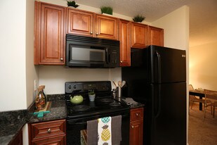 Pinnacle on Pleasant in Fairfield, OH - Building Photo