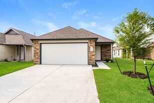 3812 Avalon Ln in Conroe, TX - Building Photo