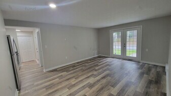 180 Columbus St in Fitchburg, MA - Building Photo