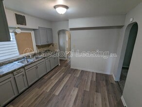 413 Niagara Rd in Vermilion, OH - Building Photo - Building Photo