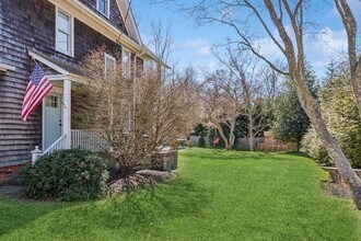 295 Beckwith Ave in Southold, NY - Building Photo - Building Photo