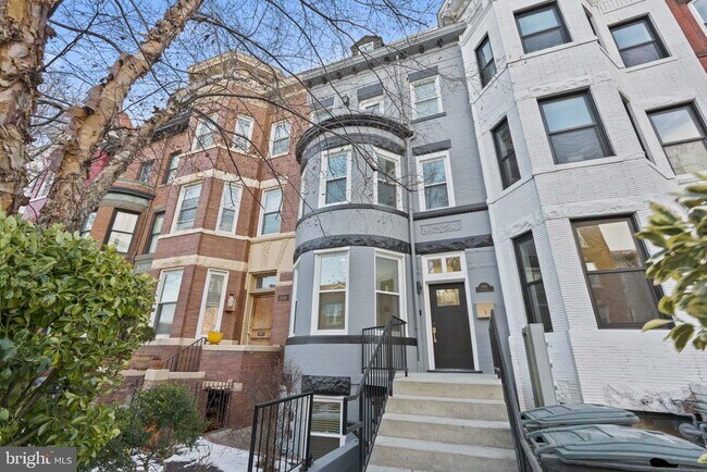 1308 Park Rd NW-Unit -2 in Washington, DC - Building Photo - Building Photo