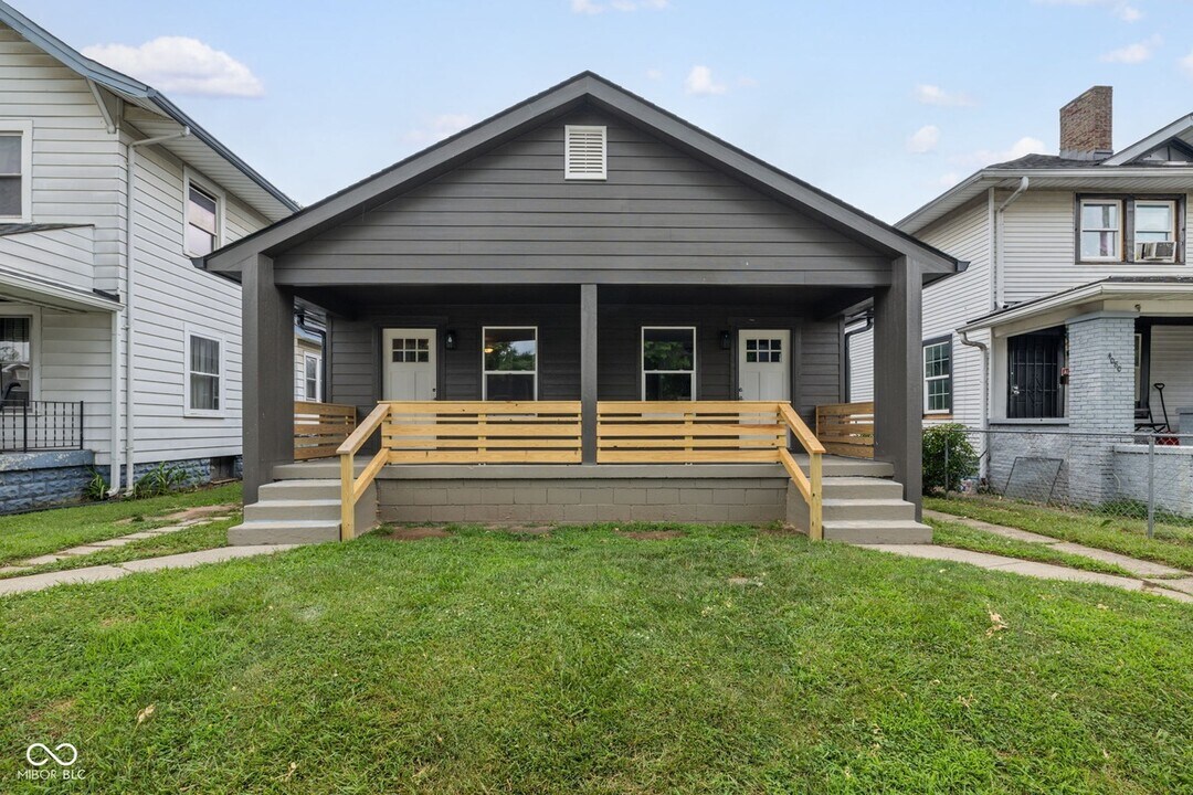 4074 Boulevard Pl in Indianapolis, IN - Building Photo