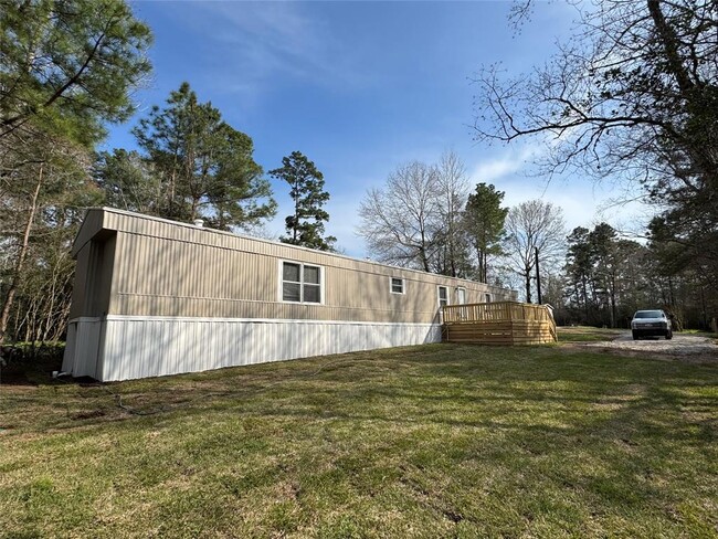 15840 Lowell in Montgomery, TX - Building Photo - Building Photo