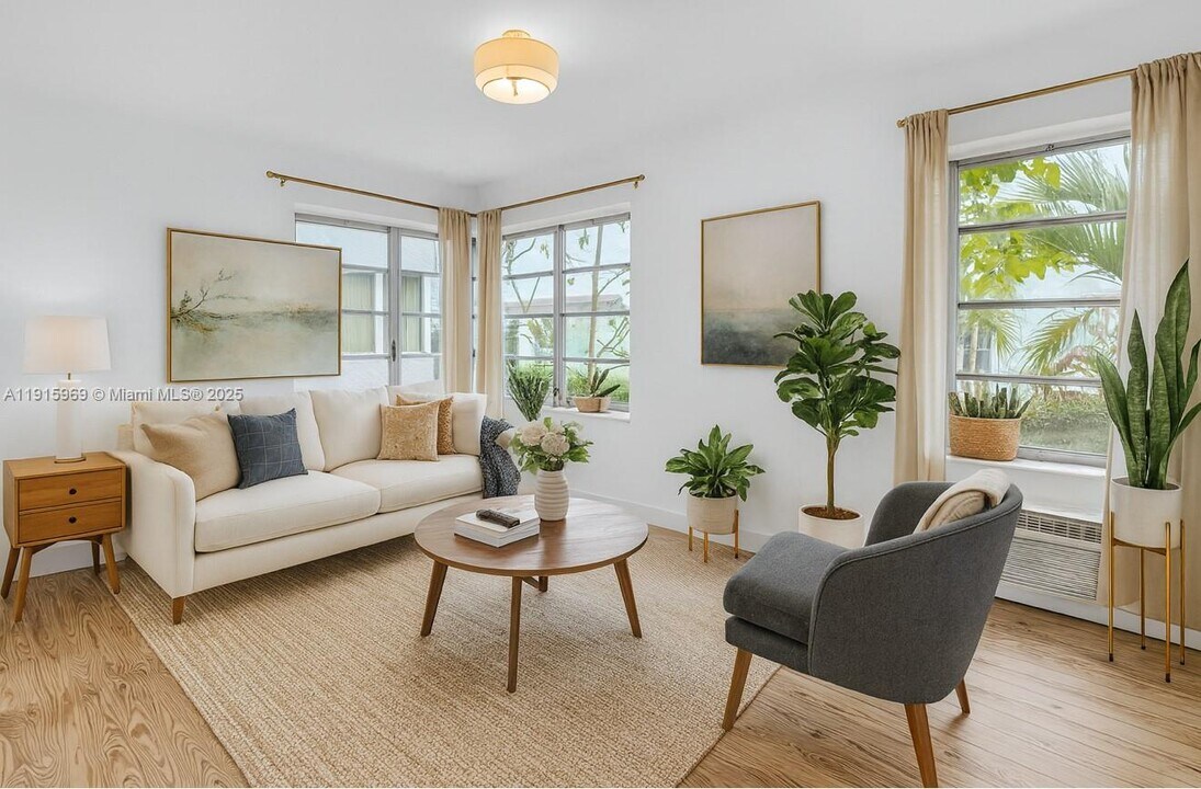 821 Jefferson Ave in Miami Beach, FL - Building Photo