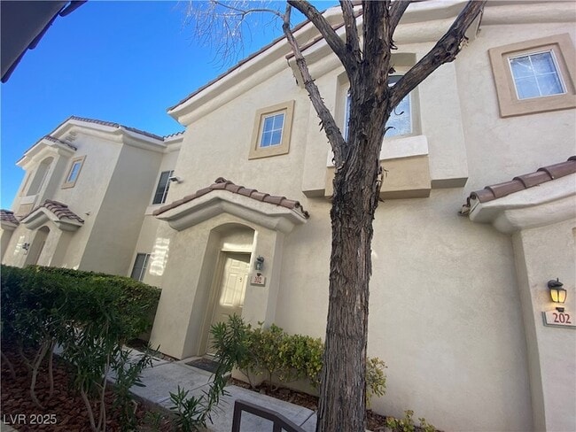 10011 Crimson Palisades Pl, Unit 102 in Las Vegas, NV - Building Photo - Building Photo