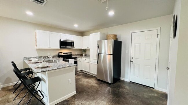 property at 635 Martin Luther King Rd