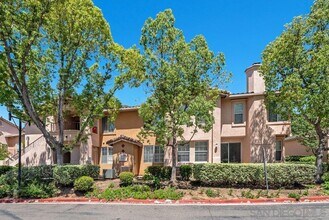 18638 Caminito Cantilena in San Diego, CA - Building Photo - Building Photo