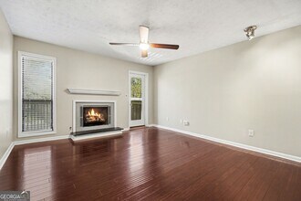 918 Dunbar Dr in Dunwoody, GA - Building Photo - Building Photo