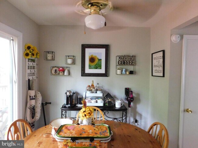 6597 Davis Ford Rd in Manassas, VA - Building Photo - Building Photo