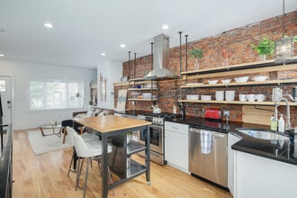 2223 Taggert St in Philadelphia, PA - Building Photo - Building Photo