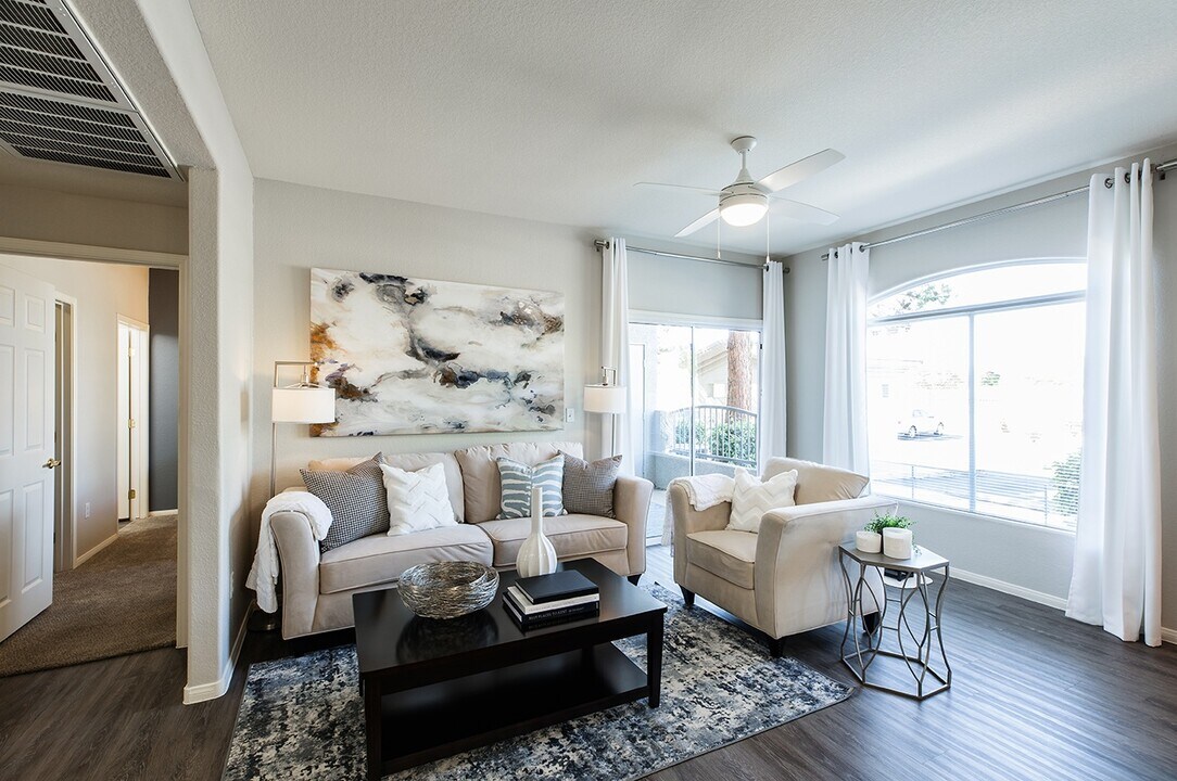 PARKSIDE VILLAS APARTMENT HOMES in Las Vegas, NV - Foto de edificio