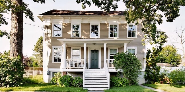 property at 120 Verplanck Ave