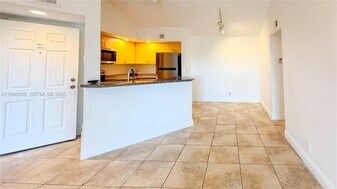 3400 Pinewalk Dr N in Margate, FL - Building Photo