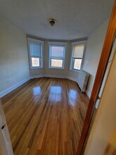 368 Riverway, Unit 21 in Boston, MA - Building Photo - Building Photo