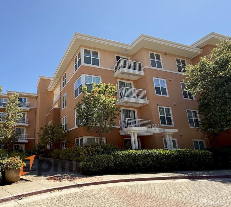 301 Crescent Ct in San Francisco, CA - Foto de edificio