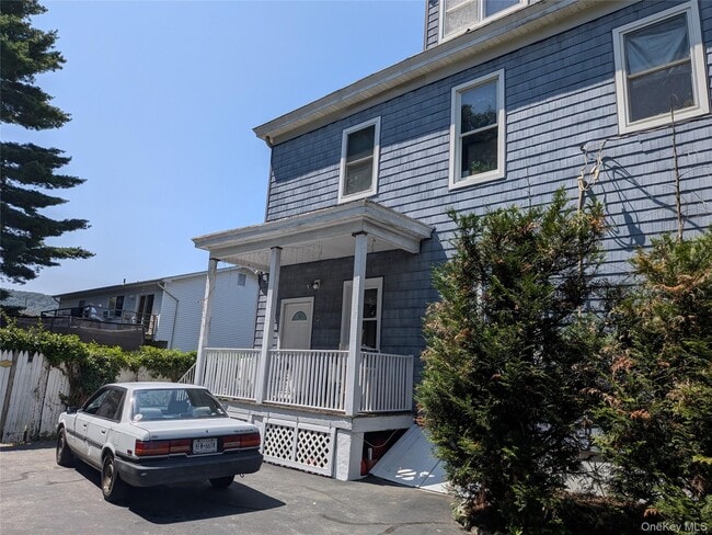 2 Wayne Ave in West Haverstraw, NY - Building Photo - Building Photo