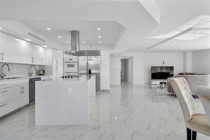 18645 Turnberry Way in Aventura, FL - Building Photo - Building Photo