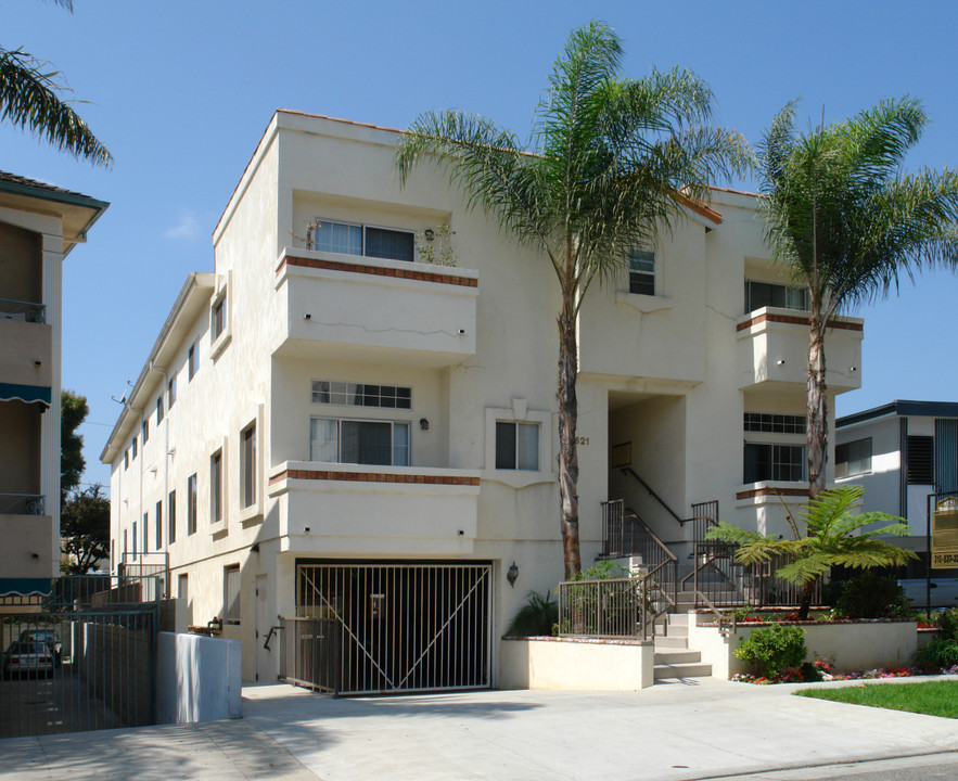 3621 Bagley Ave in Los Angeles, CA - Foto de edificio