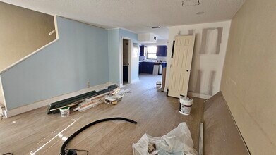 2262 NW 59th Way in Lauderhill, FL - Building Photo - Building Photo