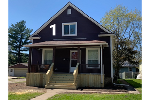 703 S State St, Unit #1 in Champaign, IL - Building Photo