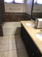 8984 N Clover Way in Tucson, AZ - Building Photo - Building Photo