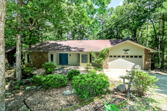 6 Castellon Dr in Hot Springs, AR - Building Photo - Building Photo