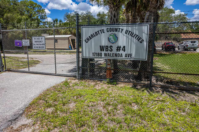 The Palms at West Port Villas in Port Charlotte, FL - Building Photo - Building Photo